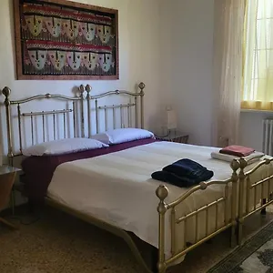  Appartamento La Casa Di Lucia: Grande Con Balcone